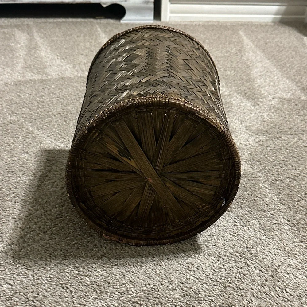 Wicker Basket - Picture 2 of 6